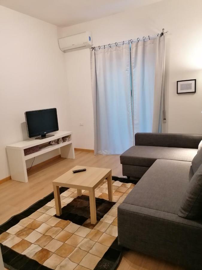 Chroma Italy - Doctor House Apartment Bagian luar foto