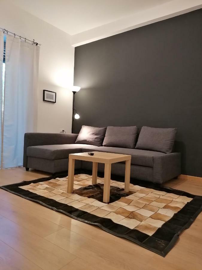 Chroma Italy - Doctor House Apartment Bagian luar foto